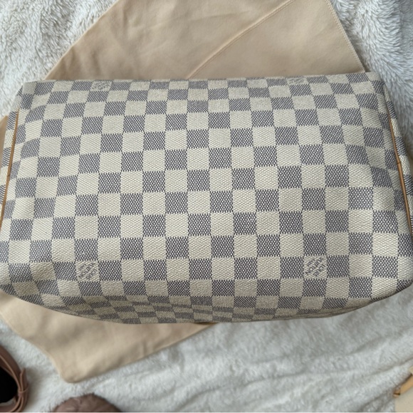 Louis Vuitton | Authentic Vintage Damier Azur Speedy 30 Handbag - Picture 9 of 16